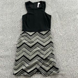 Formal, Knee Length Dress - Medium